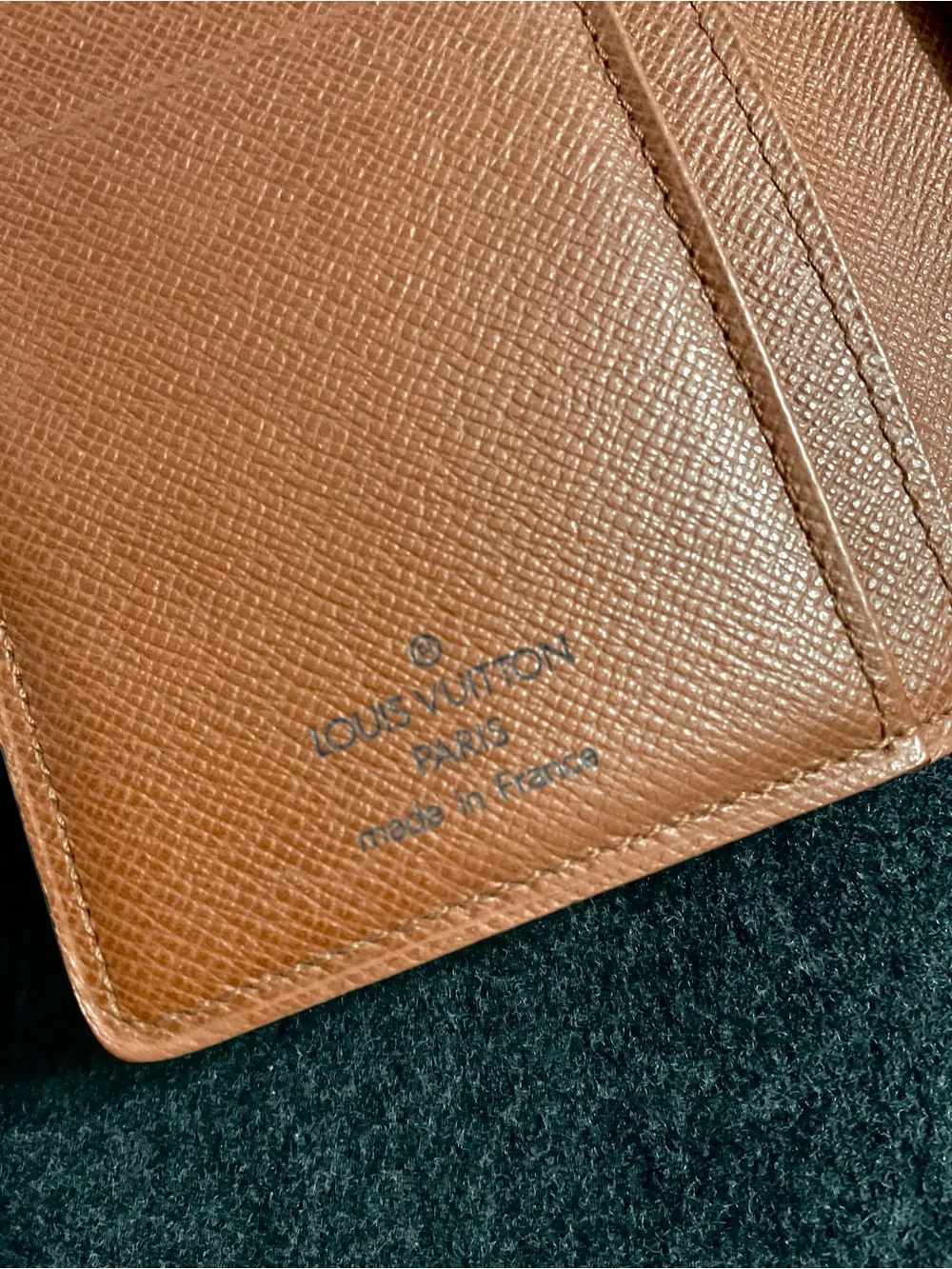 ✅AUTHENTIC FREE LV KISSLOCK WALLET FREE WITH SHOULDER BAG PURCHASE